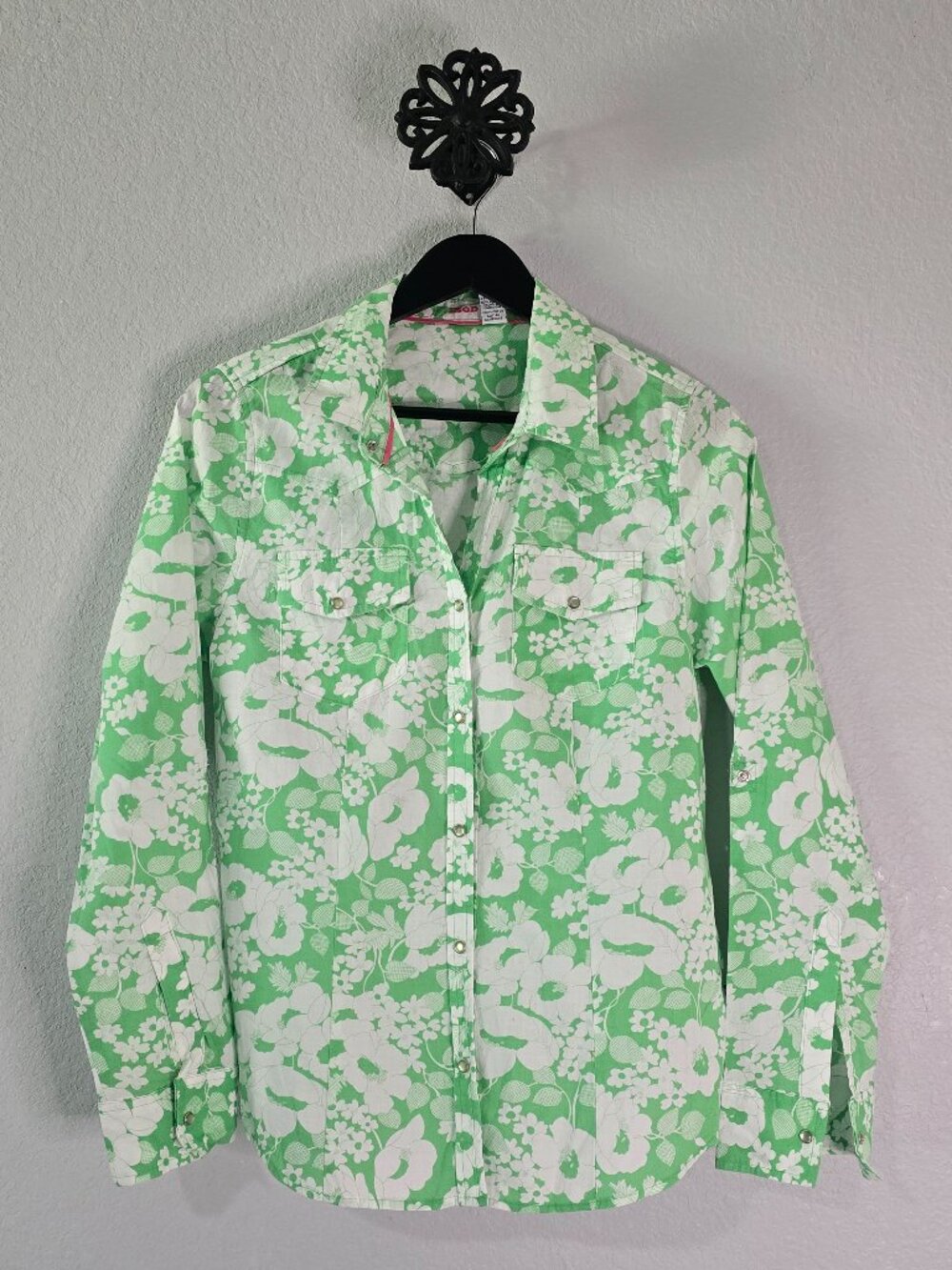 IZOD Green & White Floral Cotton Button Down Shirt Small Petite